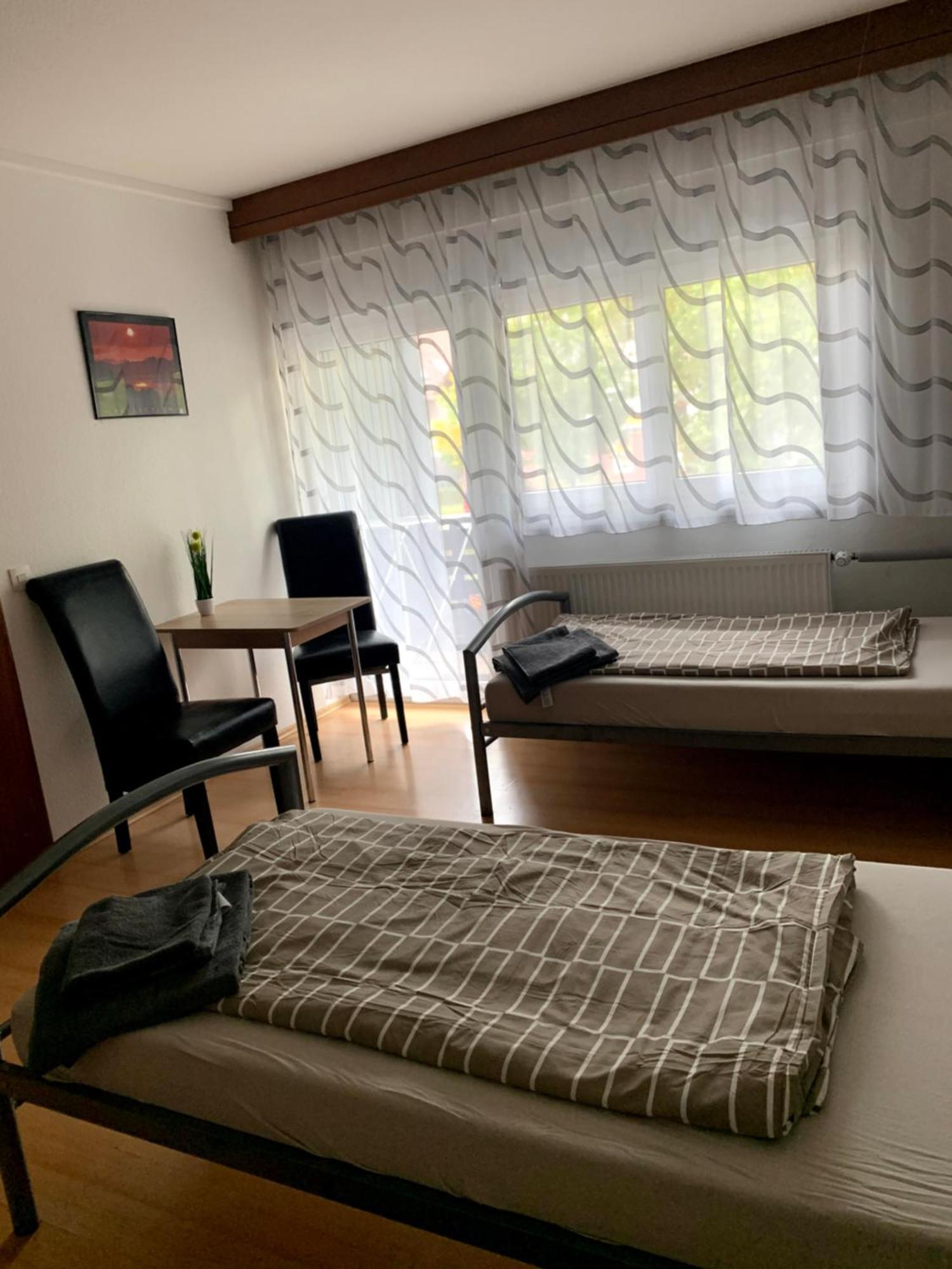 Monteurzimmer - Karlsbad Exteriör bild